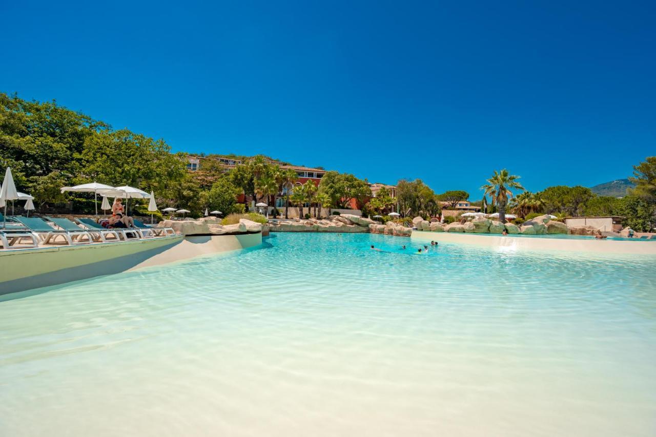 Pierre & Les Restanques Du Golfe De Saint-tropez 4*