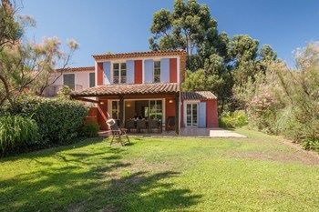 Appart hôtel Résidence Pierre&vacances Les Restanques Du Golfe De Saint-tropez 4*