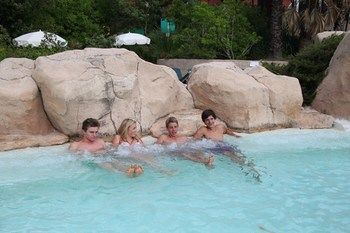 Apart-hotel Pierre & Les Restanques Du Golfe De Saint-tropez 4*